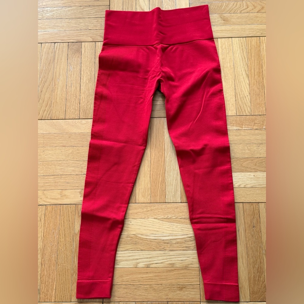 SET Active Scultpflex Red Leggings